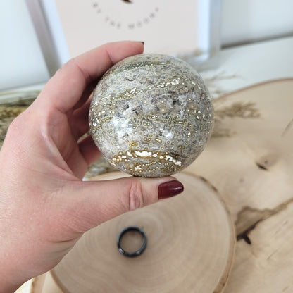 Ozean Chalcedon Kugel Druzy Sphärolith Chalcedon 6,9cm Durchmesser, 435g