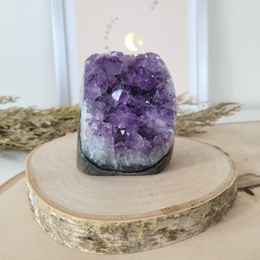 Amethyst Kristalldruse 7,3 x 6,8cm, 510g