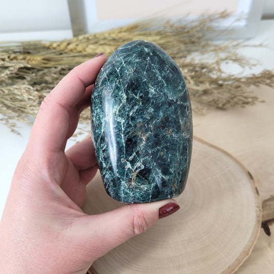 Apatit Freiform 8,9 x 6 cm, 569g