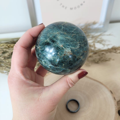 Apatit Kugel 6,7cm Durchmesser