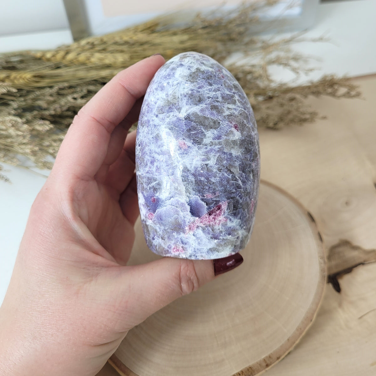 Unicorn Stone Pinker Turmalin in Lepidolith und Feldspat Freiform 8,3 x 5,4cm, 405g