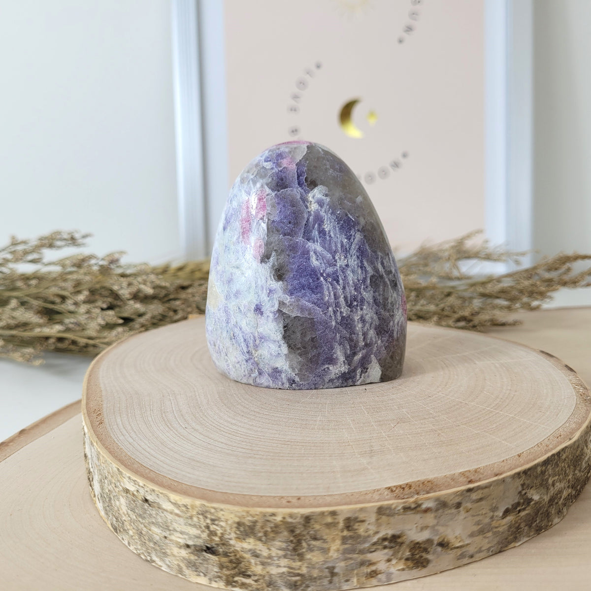 Unicorn Stone Pinker Turmalin in Lepidolith und Feldspat Freiform 6,9 x 6,1cm, 237g