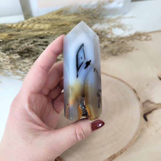 Dendriten Achat Turm 9,3 x 3,7 cm, 202g