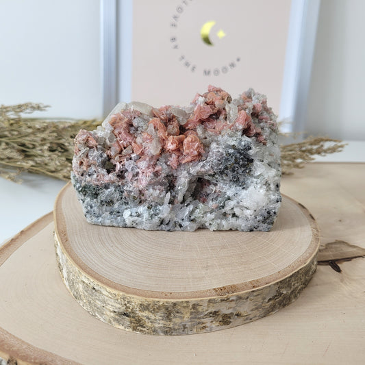 Rhodochrosit Blütenkristalle aus Quarz, Bergkristall, Pyrit, Zinkblende und Calcit 10,6 x 6,9cm, 547g, aus Rumänien Cavnic Sammlermineralien