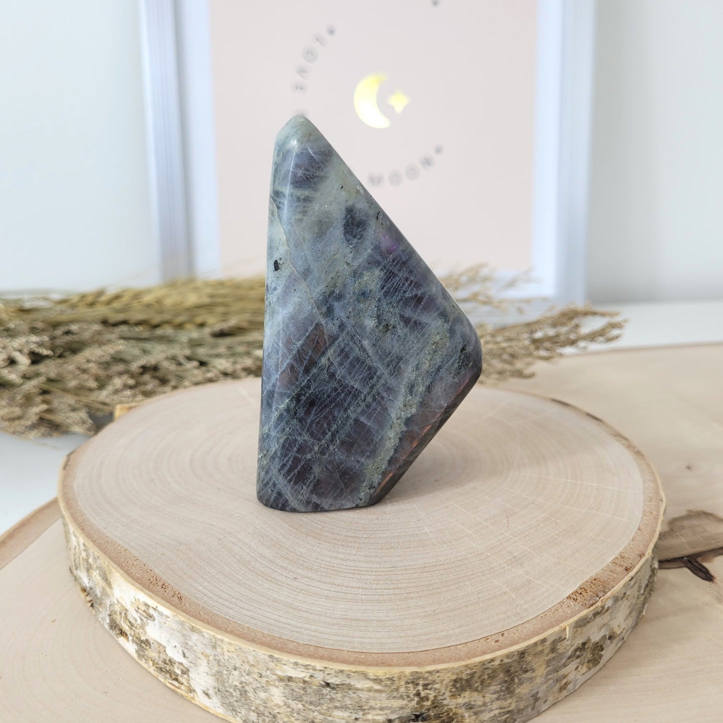 Labradorit Freiform lila/gold 8,2 x 4,4 cm, 280g