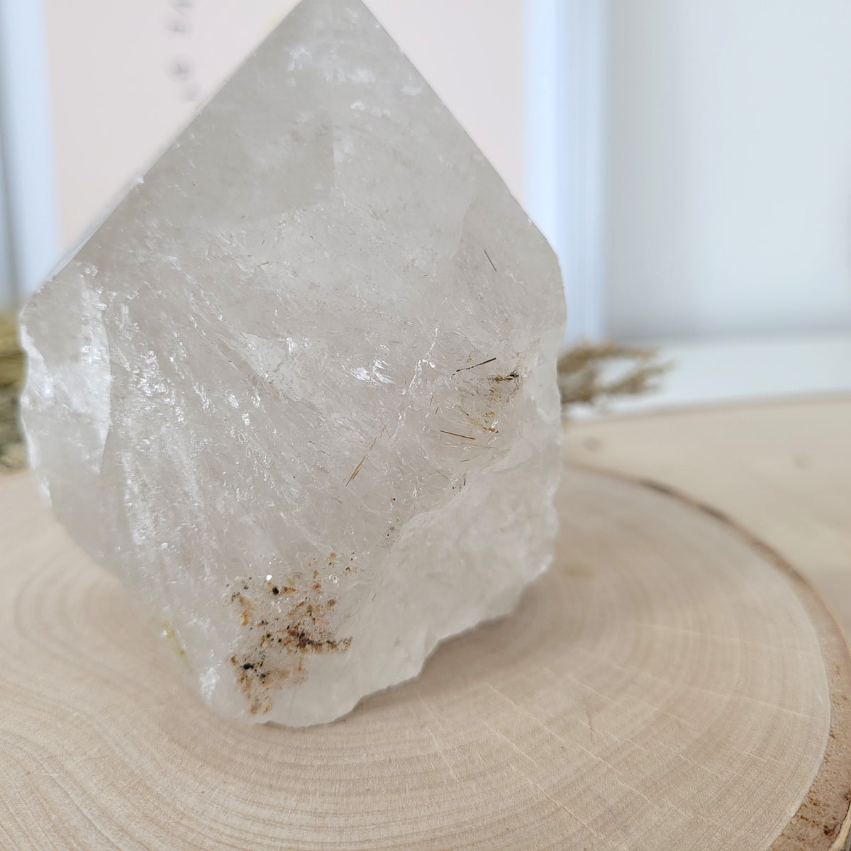 Bergkristall Naturspitze Rohkristall mit polierter Spitze 8,5 x 6,8cm, 400g