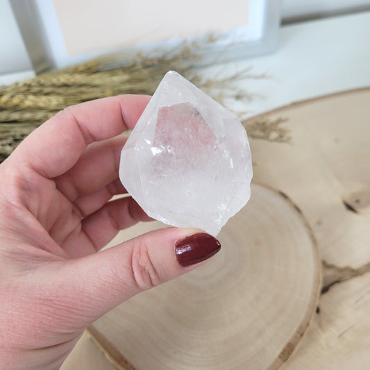 Bergkristall Naturspitze Rohkristall 4,9 x 4,5cm, 124g