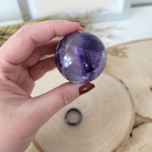 Fluorit Kugel 4,4 cm Durchmesser, 146g