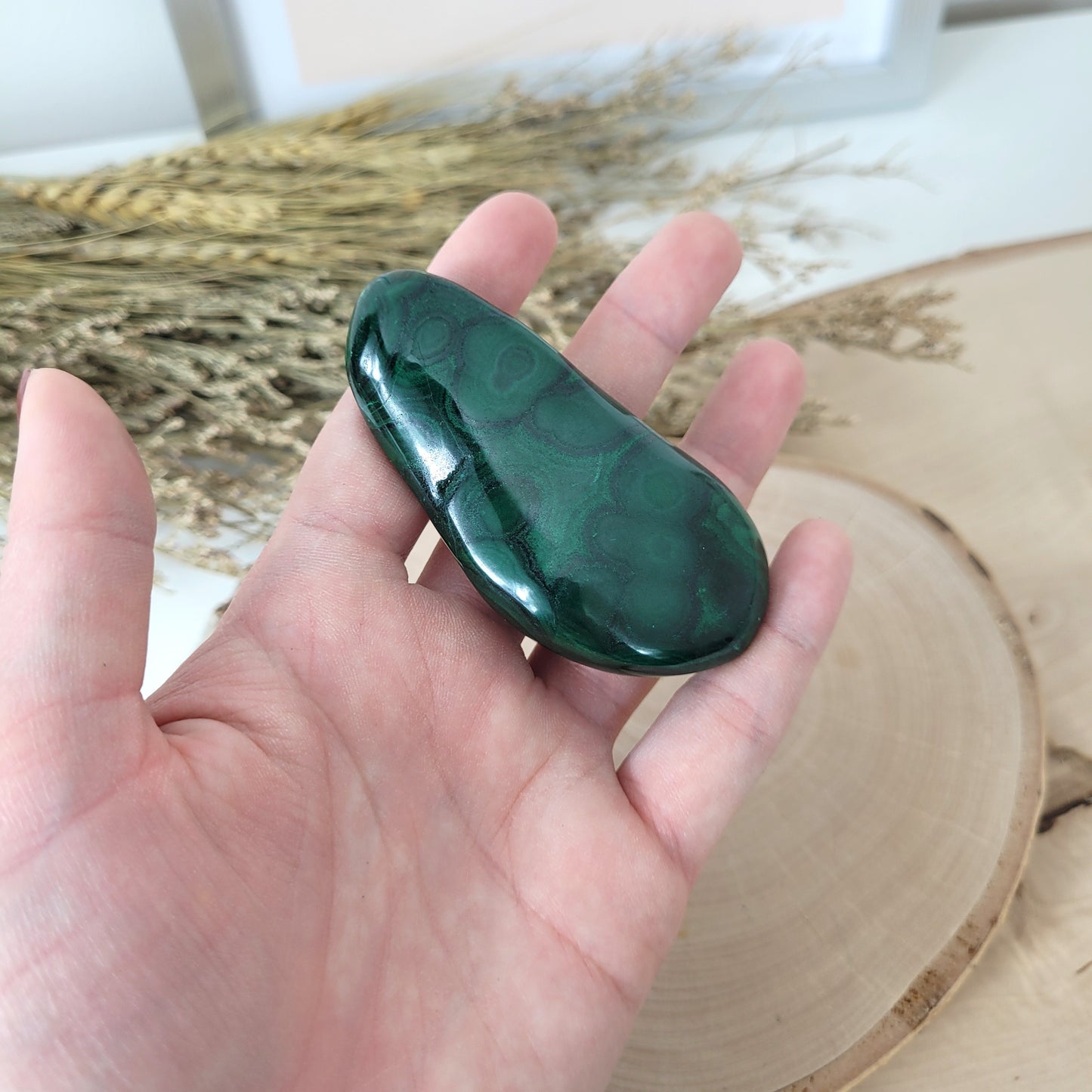 Malachit Freiform 7,4 x 3,6cm, 105g A-Qualität Kongo