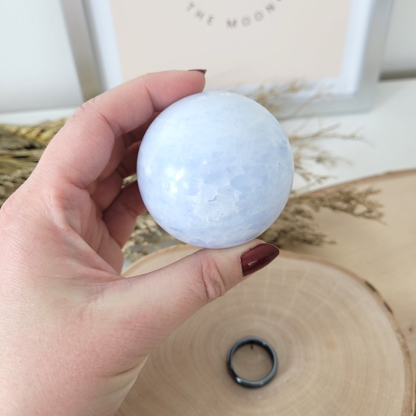 Blauer Calcit Kugel 5,5cm Durchmesser, 249g