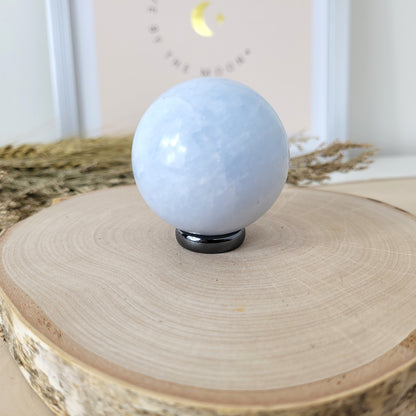 Blauer Calcit Kugel 4,9cm Durchmesser, 173g