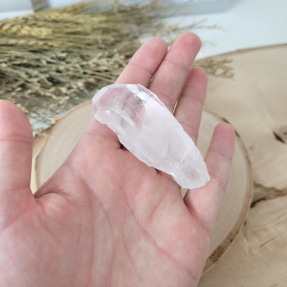 Lemurien Bergkristall Naturspitze Rohkristall 6,6 x 2,3cm