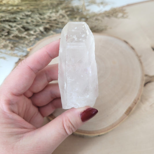 Lemurien Bergkristall Naturspitze Rohkristall 7,4 x 3,2cm