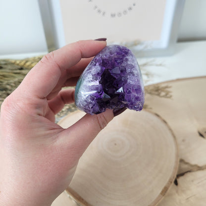 Amethyst Kristalldruse 4,6 x 4,8cm, 130g, Uruguay Amethyst