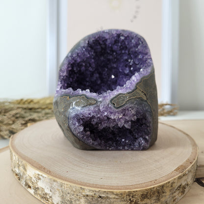 Amethyst Kristalldruse 9,3 x 8,3cm, 637g, Uruguay Amethyst