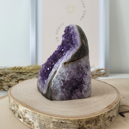 Amethyst Kristalldruse 8,8 x 7,3cm, 527g, Uruguay Amethyst