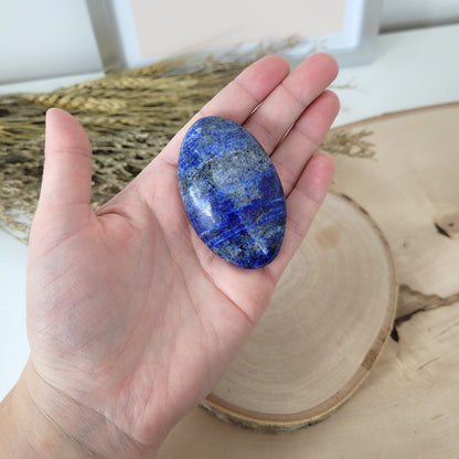 Lapis Lazuli Handstein 6,2 x 3,8cm, 80g
