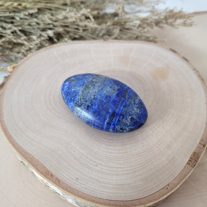Lapis Lazuli Handstein 6,2 x 3,8cm, 80g