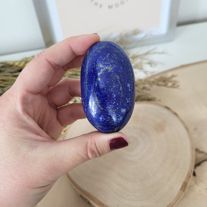 Lapis Lazuli Handstein 6,5 x 3,8cm, 110g