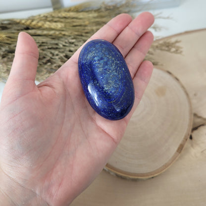 Lapis Lazuli Handstein 6,5 x 3,8cm, 110g
