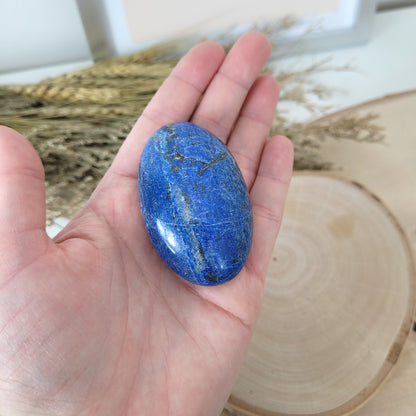 Lapis Lazuli Handstein 6 x 3,7cm, 92g
