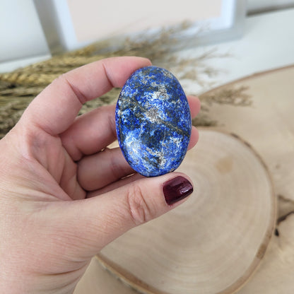 Lapis Lazuli Handstein 5 x 3,3cm, 55g