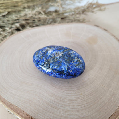 Lapis Lazuli Handstein 5 x 3,3cm, 55g