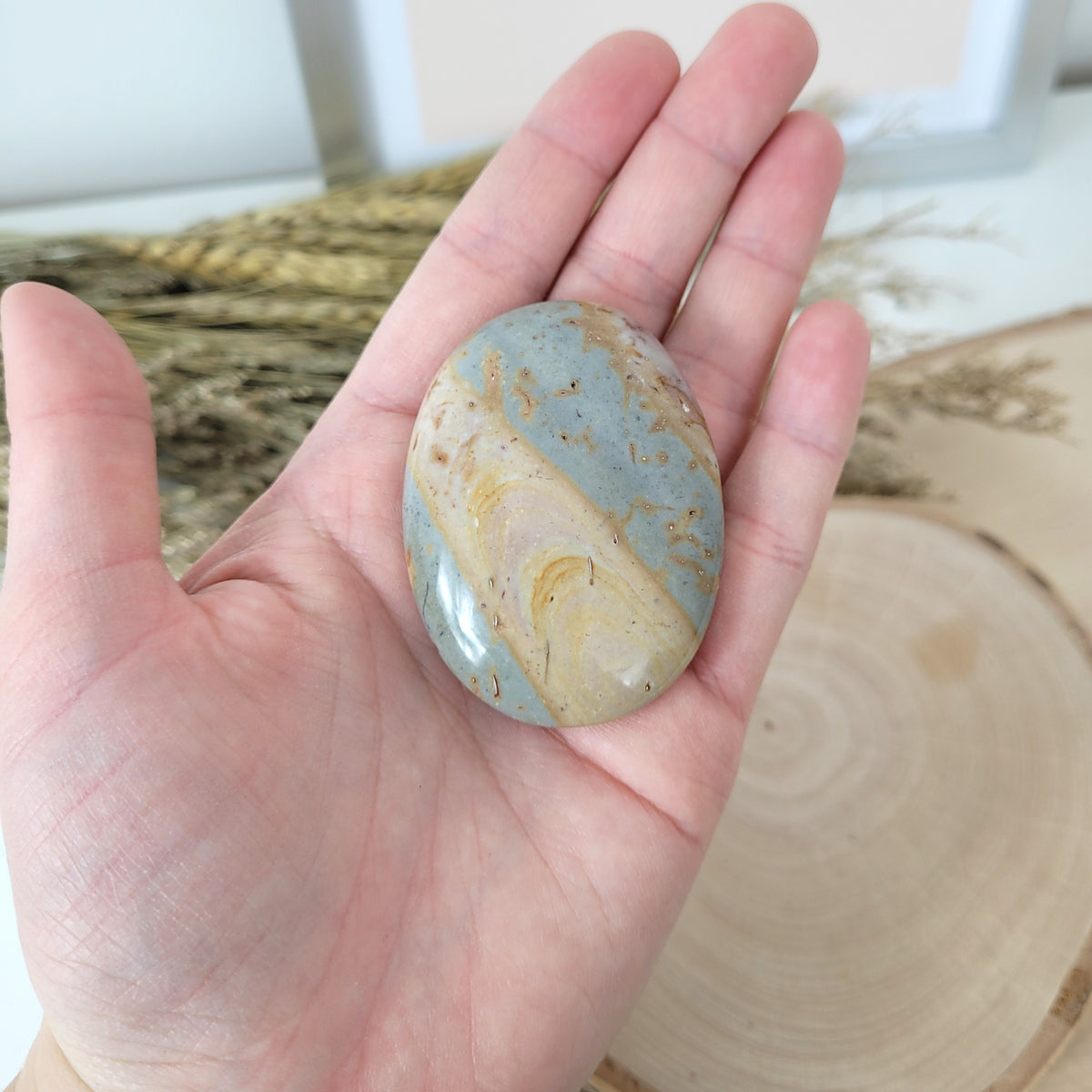 Polychrom Jaspis Handstein 5,5 x 4,1cm, 55g