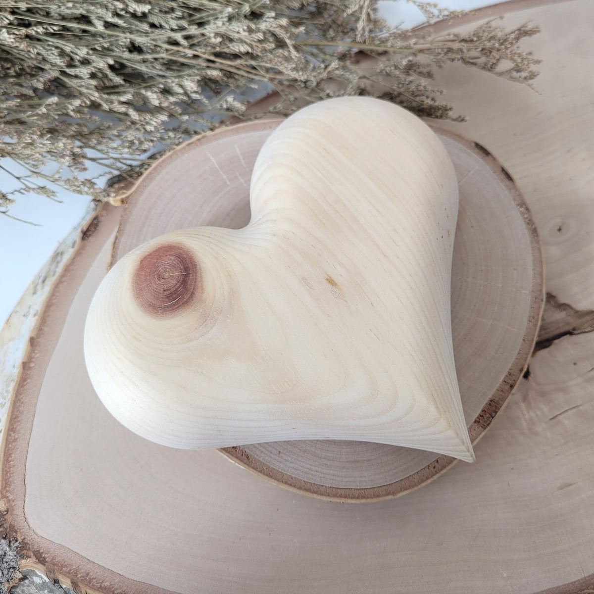 Zirbenholz Herz bauchig, Handschmeichler groß, 13 x 12 cm