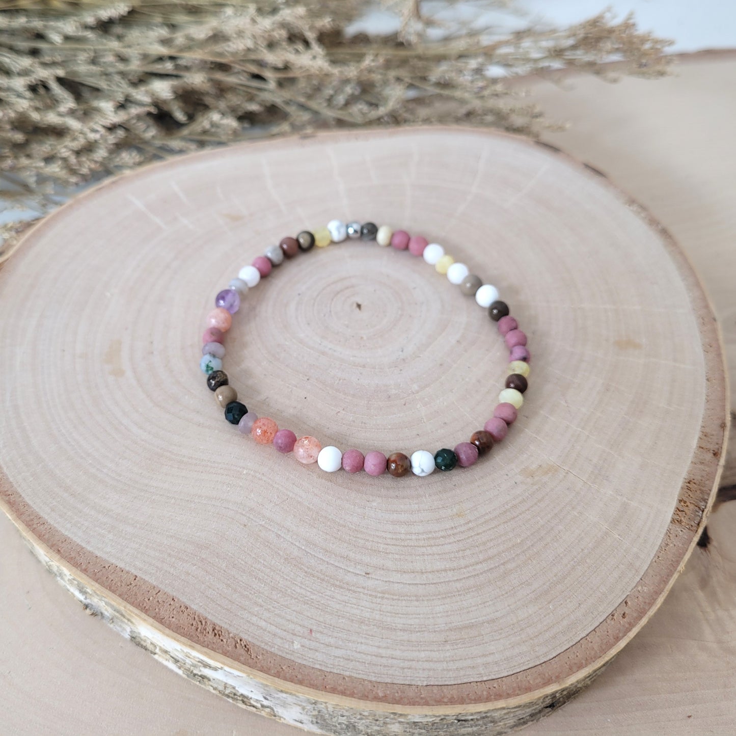Confetti Perlen Mix "Drachenschuppe" Armband 4 mm mit Edelstahl Perle, alle Steinsorten in der Beschreibung