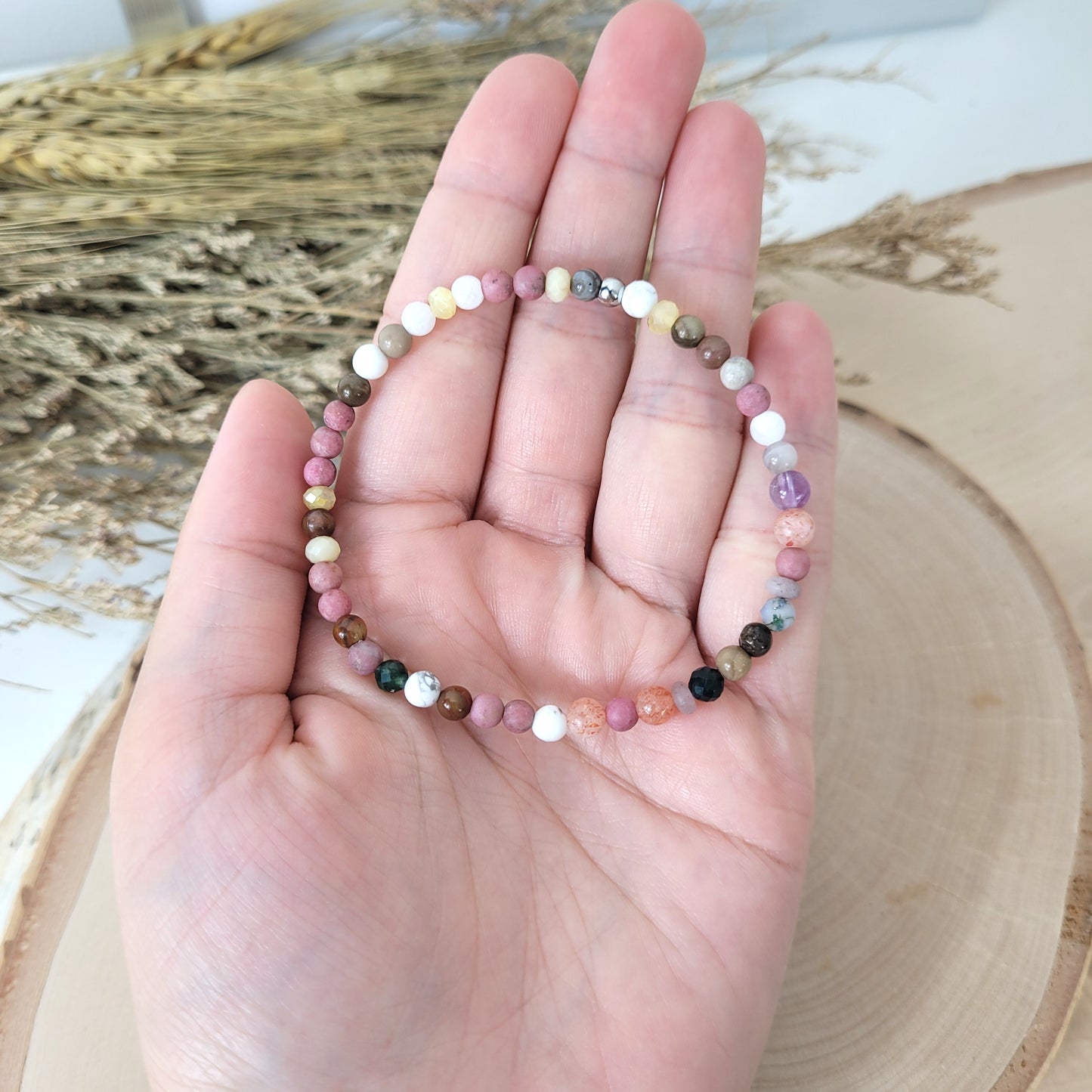 Confetti Perlen Mix "Drachenschuppe" Armband 4 mm mit Edelstahl Perle, alle Steinsorten in der Beschreibung