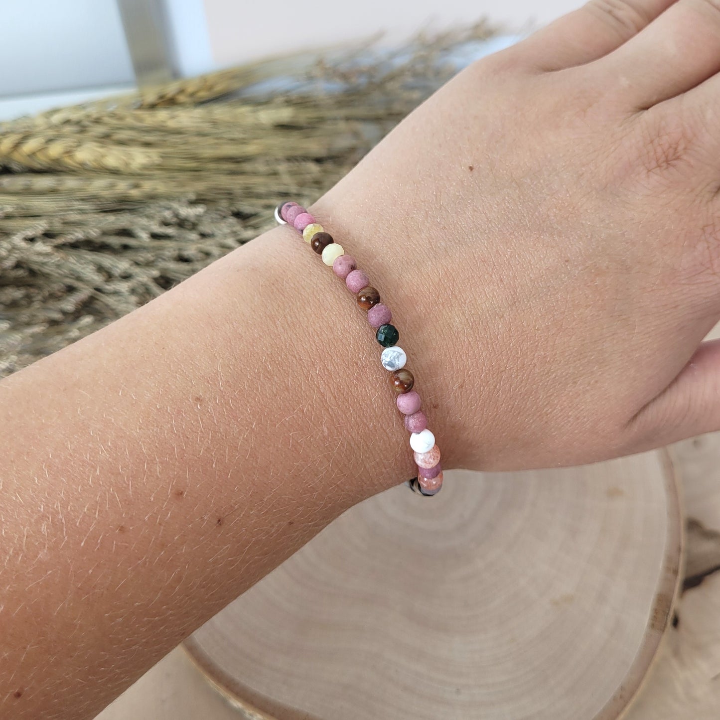 Confetti Perlen Mix "Drachenschuppe" Armband 4 mm mit Edelstahl Perle, alle Steinsorten in der Beschreibung