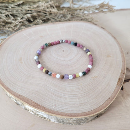 Confetti Perlen Mix "Drachenschuppe" Armband 4 mm mit Edelstahl Perle, alle Steinsorten in der Beschreibung