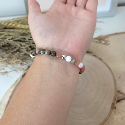 Confetti Perlen Mix "Seelenbalsam" Armband 6 mm mit Silber 925 Perle, alle Steinsorten in der Beschreibung
