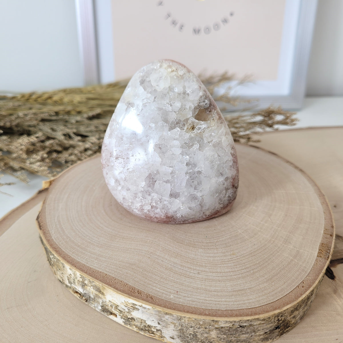 Pink Amethyst Freiform 7,3 x 6,7cm, 300g