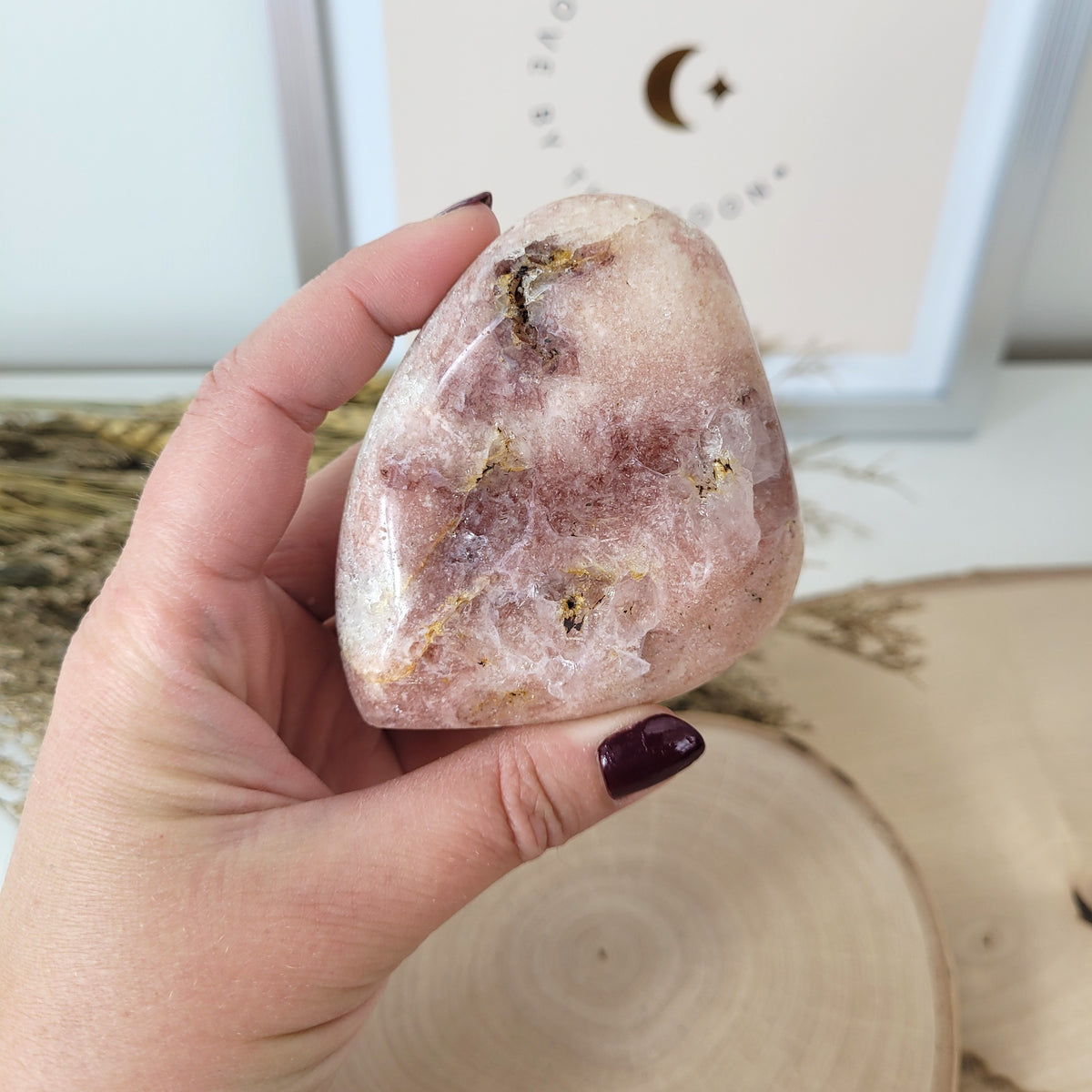 Pink Amethyst Freiform 7,3 x 6,7cm, 300g
