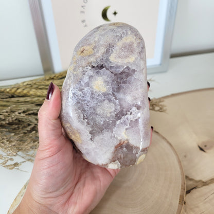 Pink Amethyst Freiform 12,2 x 7,6cm, 703g