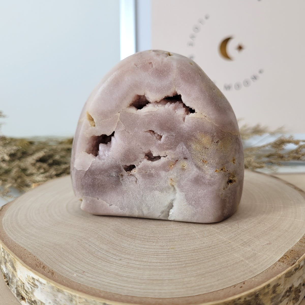 Pink Amethyst Freiform 7,1 x 7,9cm, 287g