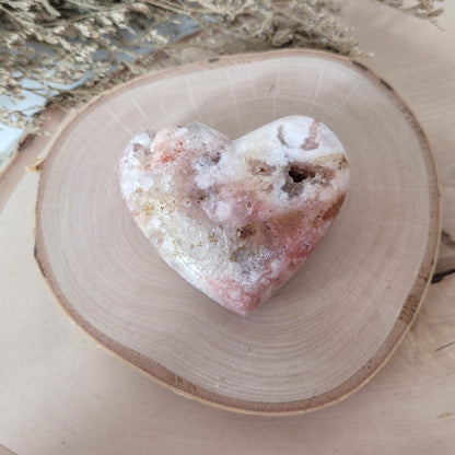 Pink Amethyst Herz 6,6 x 7,8cm, 246g