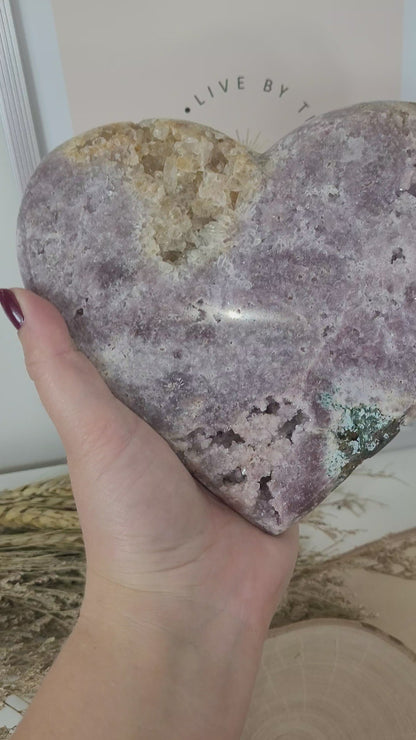Pink Amethyst Herz 13,4 x 15,7cm, 1091g