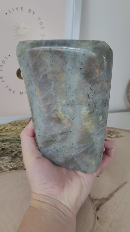 Labradorit Freiform XL 1,9kg