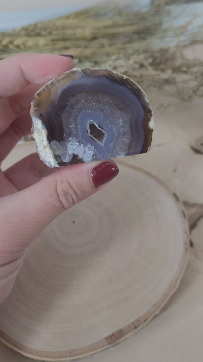 Achat Geode mit Standfläche 4 x 5,1 cm, 108g