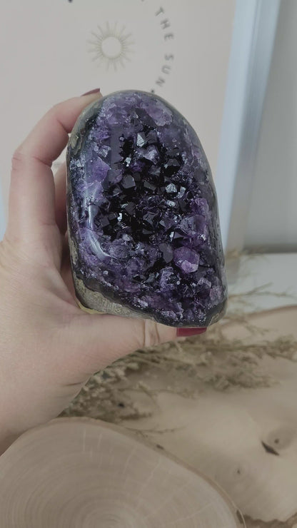 Amethyst Kristalldruse 8,8 x 6,5cm, 512g