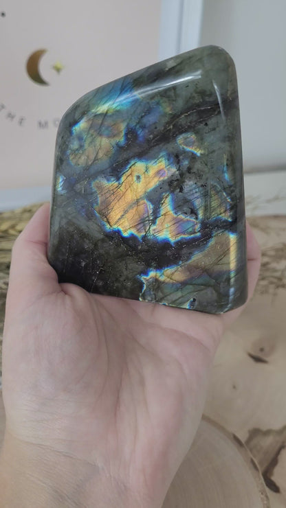 Labradorit Freiform 9,6 x 8 cm, 541g