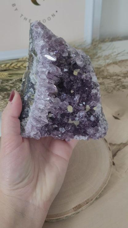 Amethyst Kristalldruse mit Calcit Kristallen 12,4x10,6cm, 776g