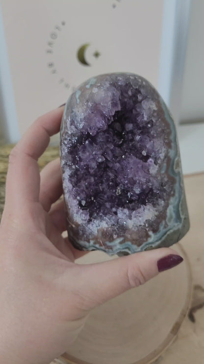 Amethyst Kristalldruse 9,3 x 7cm, 639g, Uruguay Amethyst