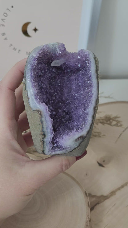 Amethyst Kristalldruse 9,5 x 5,6cm, 510g