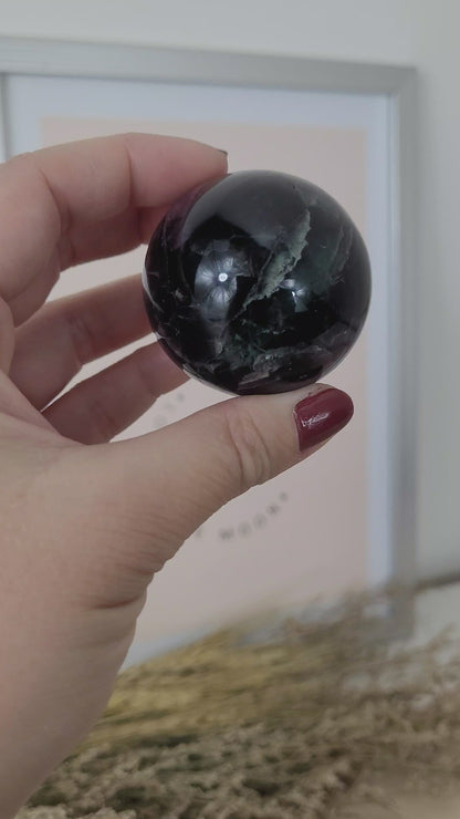 Fluorit Kugel 4,5 cm Durchmesser, 159g