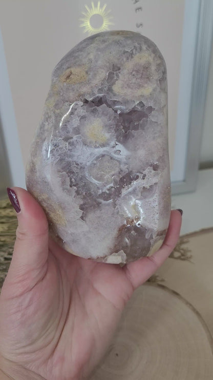 Pink Amethyst Freiform 12,2 x 7,6cm, 703g